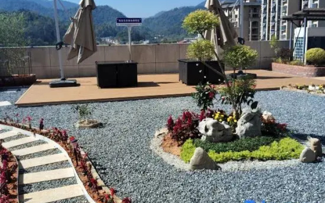 VIENNA HOTEL (Chizhou Dongzhi)