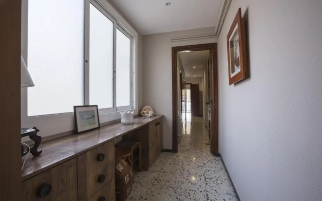 R54 Apartamento Montserrat 11-2