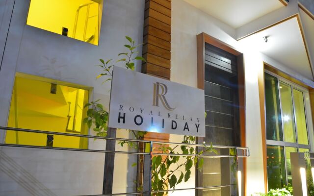 Отель Royal Relax Holiday Мале вид на фасад
