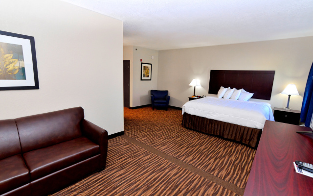 Cobblestone Inn & Suites - Monticello