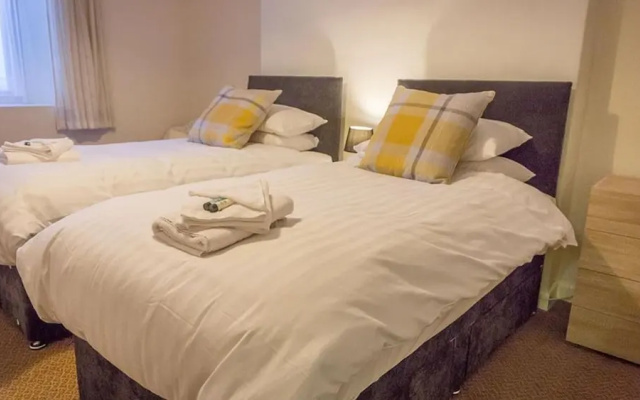 Seacroft Apartment