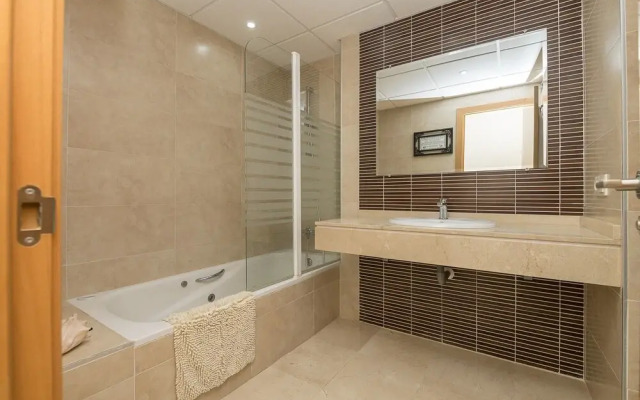 Spikes - Apartment In Sotogrande. Free Wifi