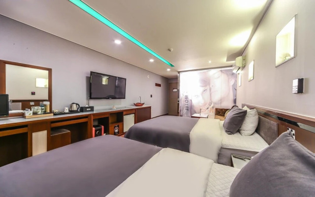 Yangsan Seoksan Denbasta Hotel