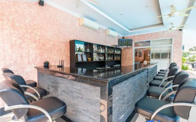 View Talay Longstay Hotel & Suites