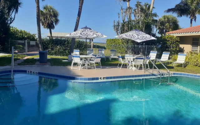 Turtle Crawl Inn