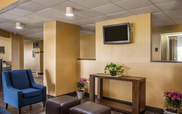 Quality Inn Hayti North