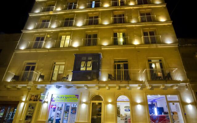 Отель Blubay Apartments by ST Hotel Мальта, Гзира - отзывы, цены и фото номеров - забронировать отель Blubay Apartments by ST Hotel онлайн вид на фасад