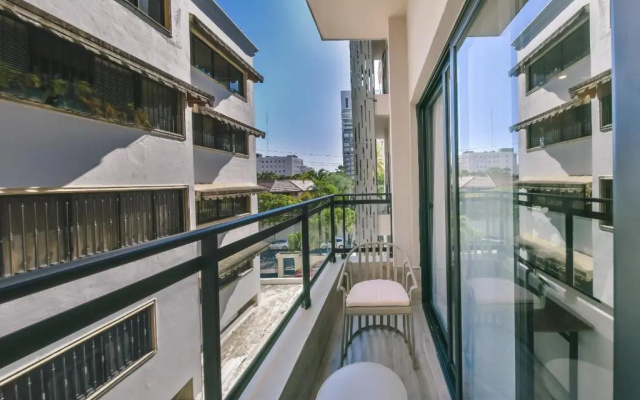 Fully Serviced Apartment at Regatta Living II - 703