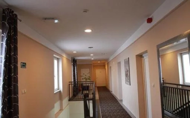 Hotel Petrijevci