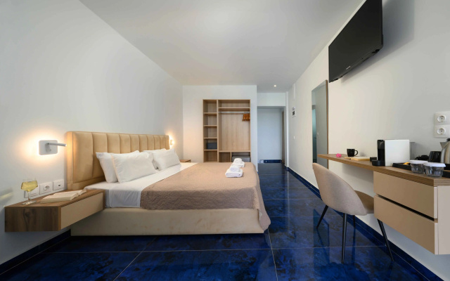Ninos Grand Beach Resort