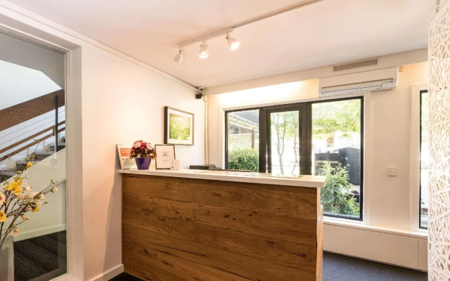 Comfort Hotel East Melbourne