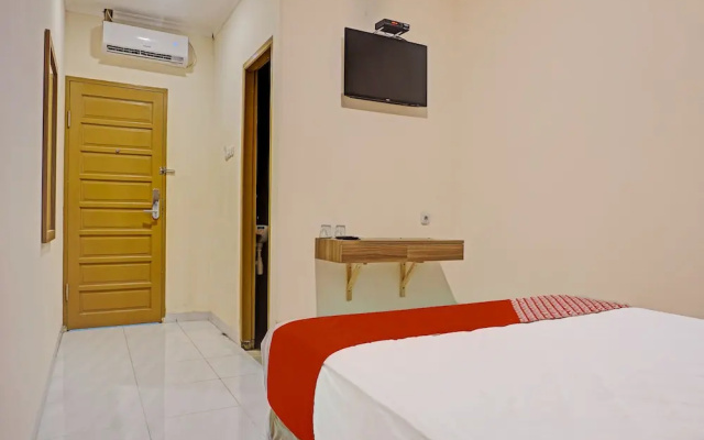 Collection O 91414 Hotel Marina Beach