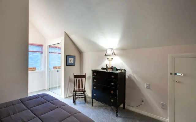 58mbr - 2-bedroom - Fireplace - Sleeps 6