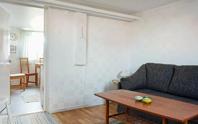 4 Person Holiday Home in Hamburgsund