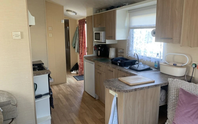 Lovely 2 Bed Chalet in Clacton-on-sea
