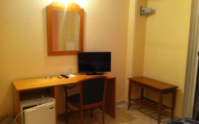 Hotel Cybele