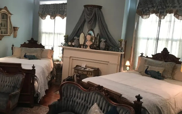 Shadowlawn Bed & Breakfast