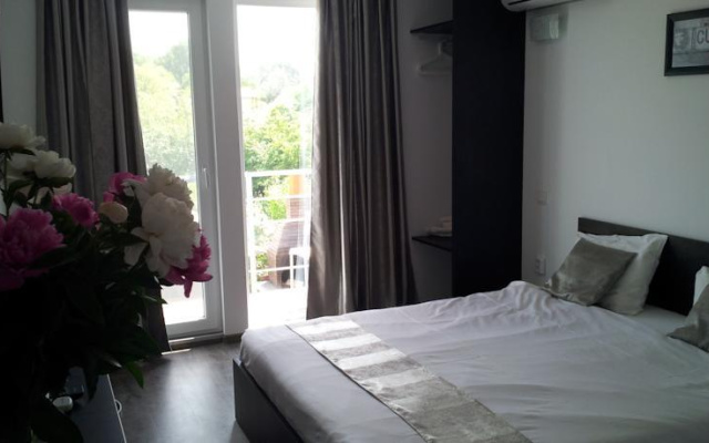 Anacris Guesthouse