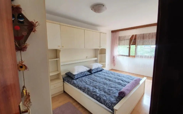 Apartman CaCO3 - Potpuno opremljen stan u blizini Plitvičkih jezera
