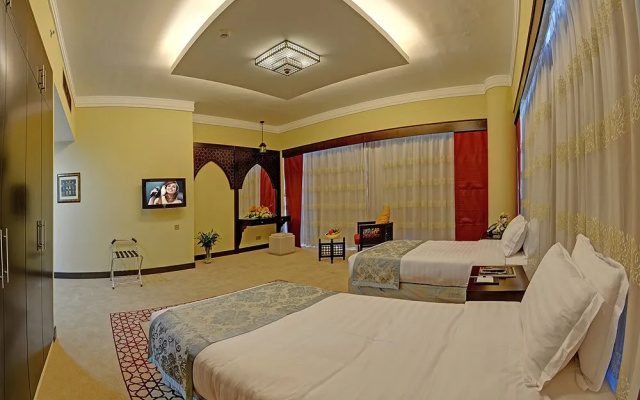 Boutique 7 Hotel and Suites