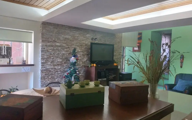 Serra da Estrela Seven Rooms 3 Suites Villa In s