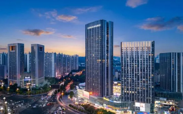 Wanfeng Premium Hotel (Guanshanhu Park)