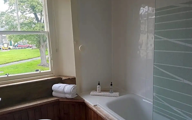 Plough Hotel