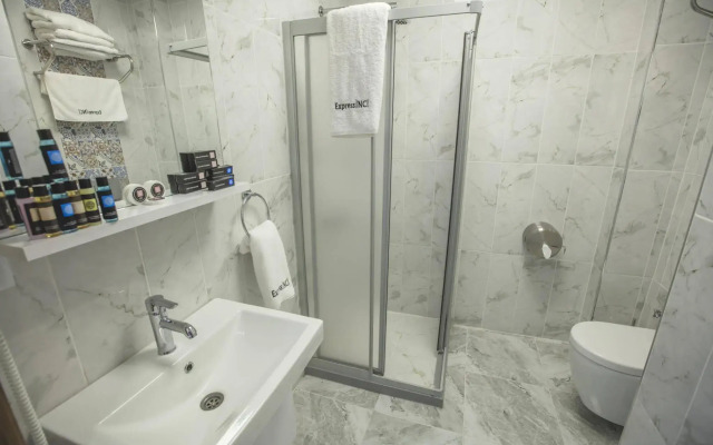 Express Inci Airport Hotel