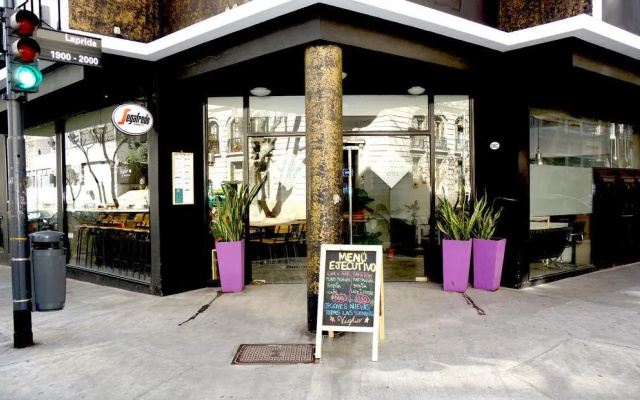 Epico Hotel Recoleta