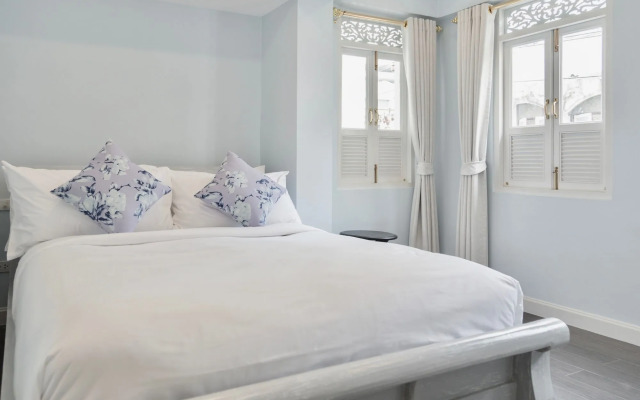 Noursabah Bed Bangkok