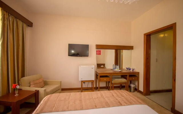 Sirikwa Hotel