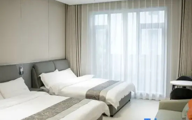 Yanji Chengguang Hotel (Wanda Plaza)