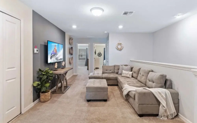 1326 Lava Tree Drive