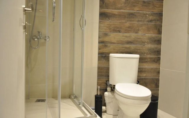 Penthouse Apartments, The Luxury Suites