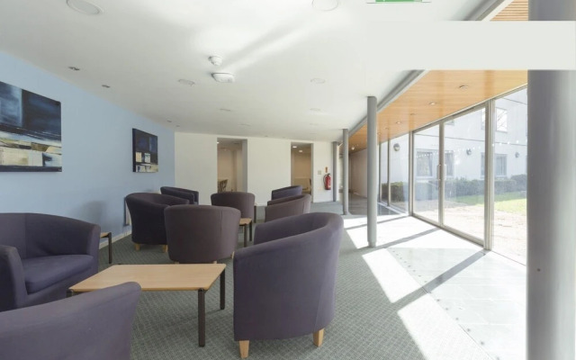 Friendship House - Hostel