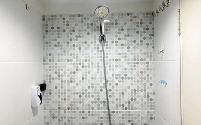 Minimalist Studio Grand Sentraland Karawang Apartment
