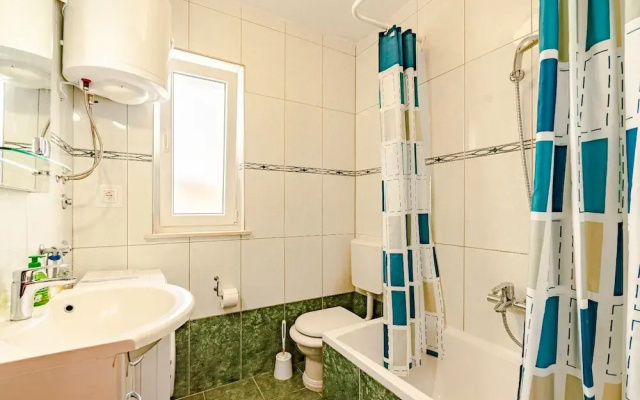 Mir - Perfect Location & Cosy - A1