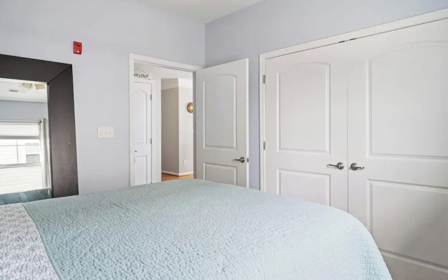 Grande Getaway Walking Distance to the Beach