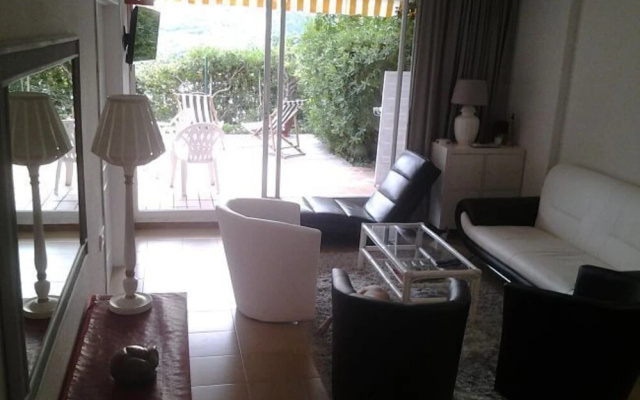 Apartamento Petunias Bl. I Esc 2, 1-2