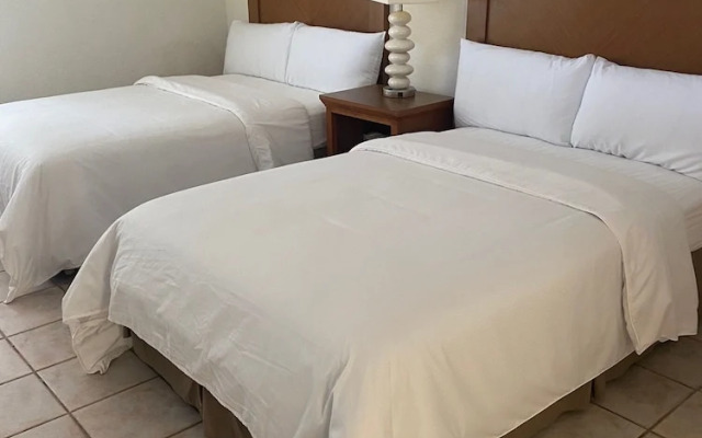 Bahia Bay Resort