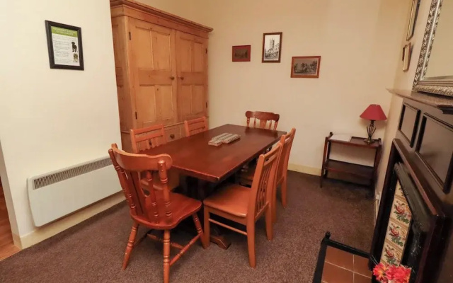 Wayside Cottage
