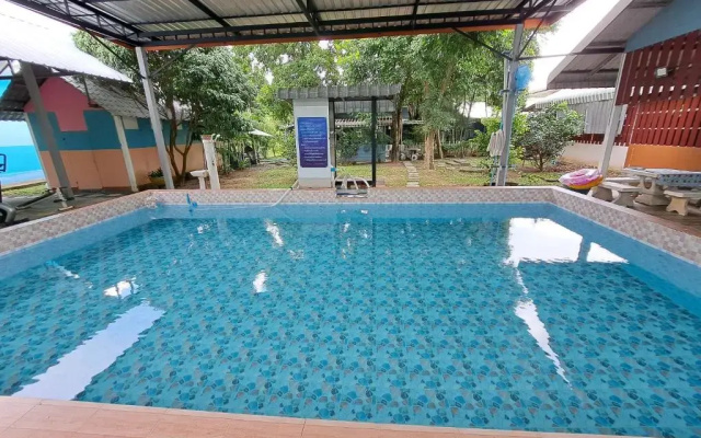 Armthong Resort