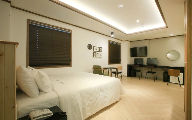 Seocho Denver