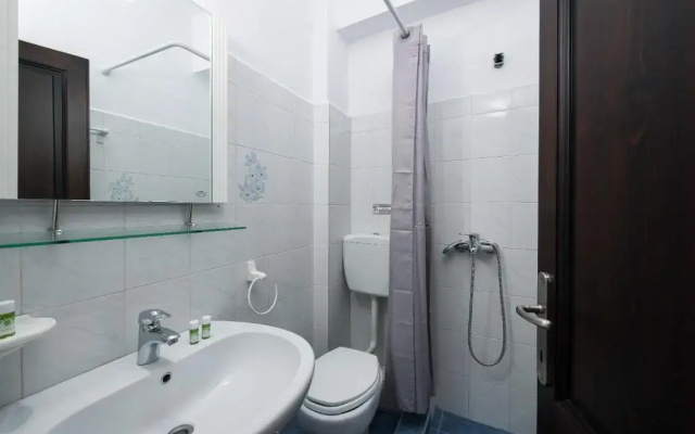 Kentrikon Rooms III