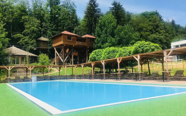 Baumhotel Styrassic Park