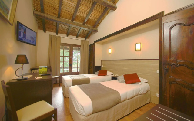 Logis Hôtel Restaurant La Chaumière
