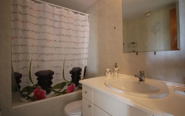 Pleasant Apartment in Empuriabrava With Balcony