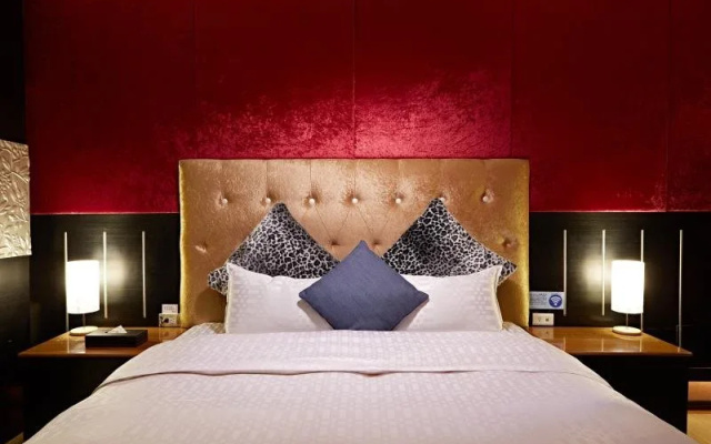 Prague Spring Boutique Motel