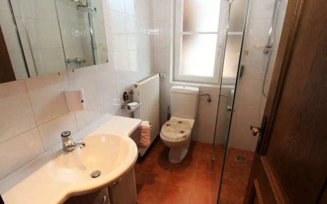 Apartment Near Nassfeld Ski Lift With Pool