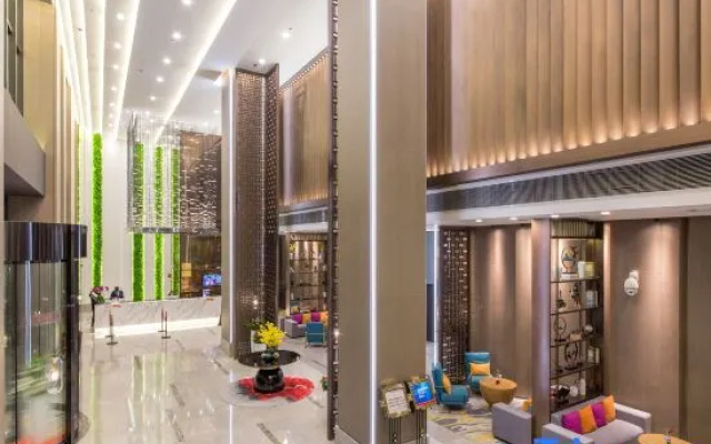 Wuhan Yueting Hotel (North Hankou Subway Station)